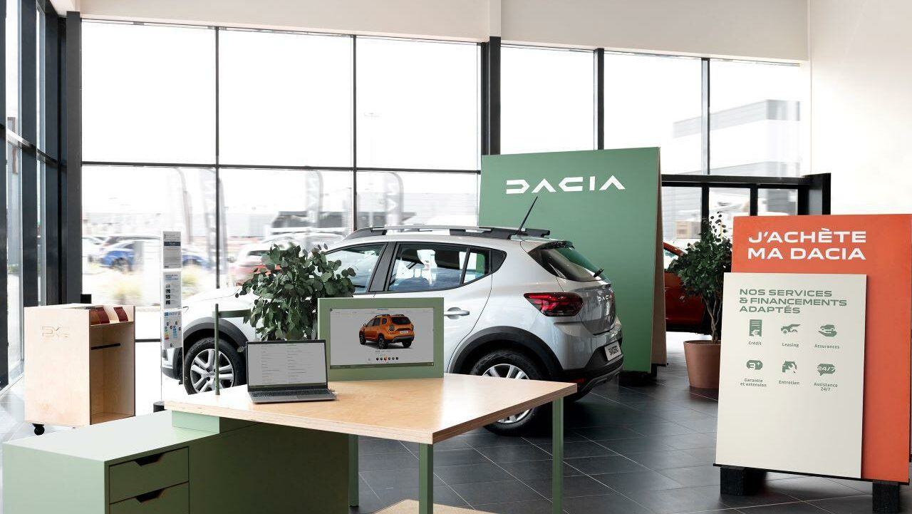 Dacia ShARP | AR Showroom app